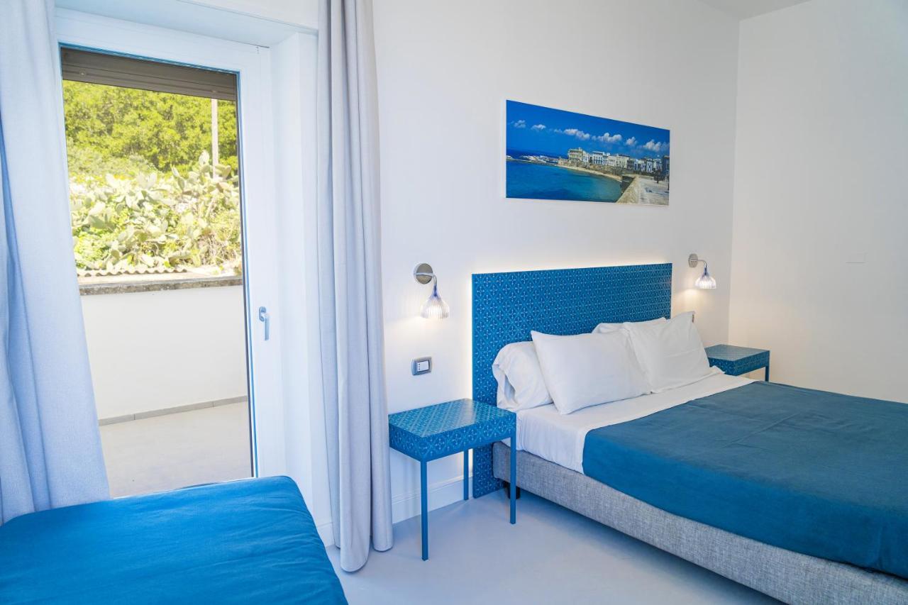 Hotel Orsa Maggiore Castro  Bagian luar foto